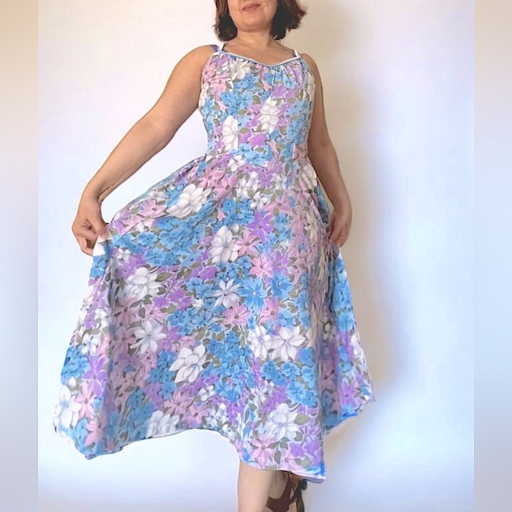 Vintage poolside dress